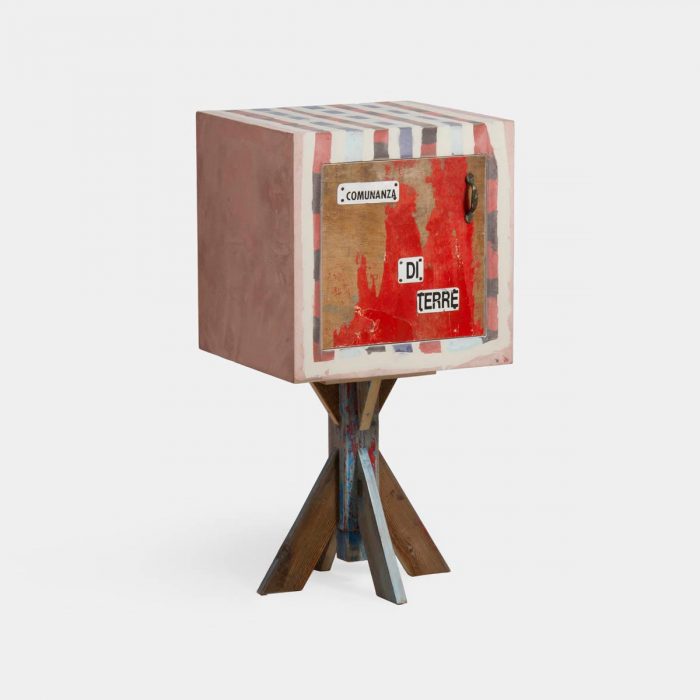 comodini stile industriale in legno e lamiera