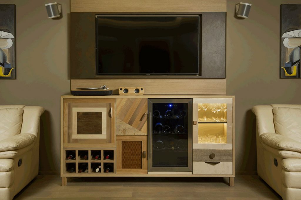 credenza con vetrinetta